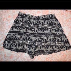 Mudd Elephant Printed Flowy Shorts